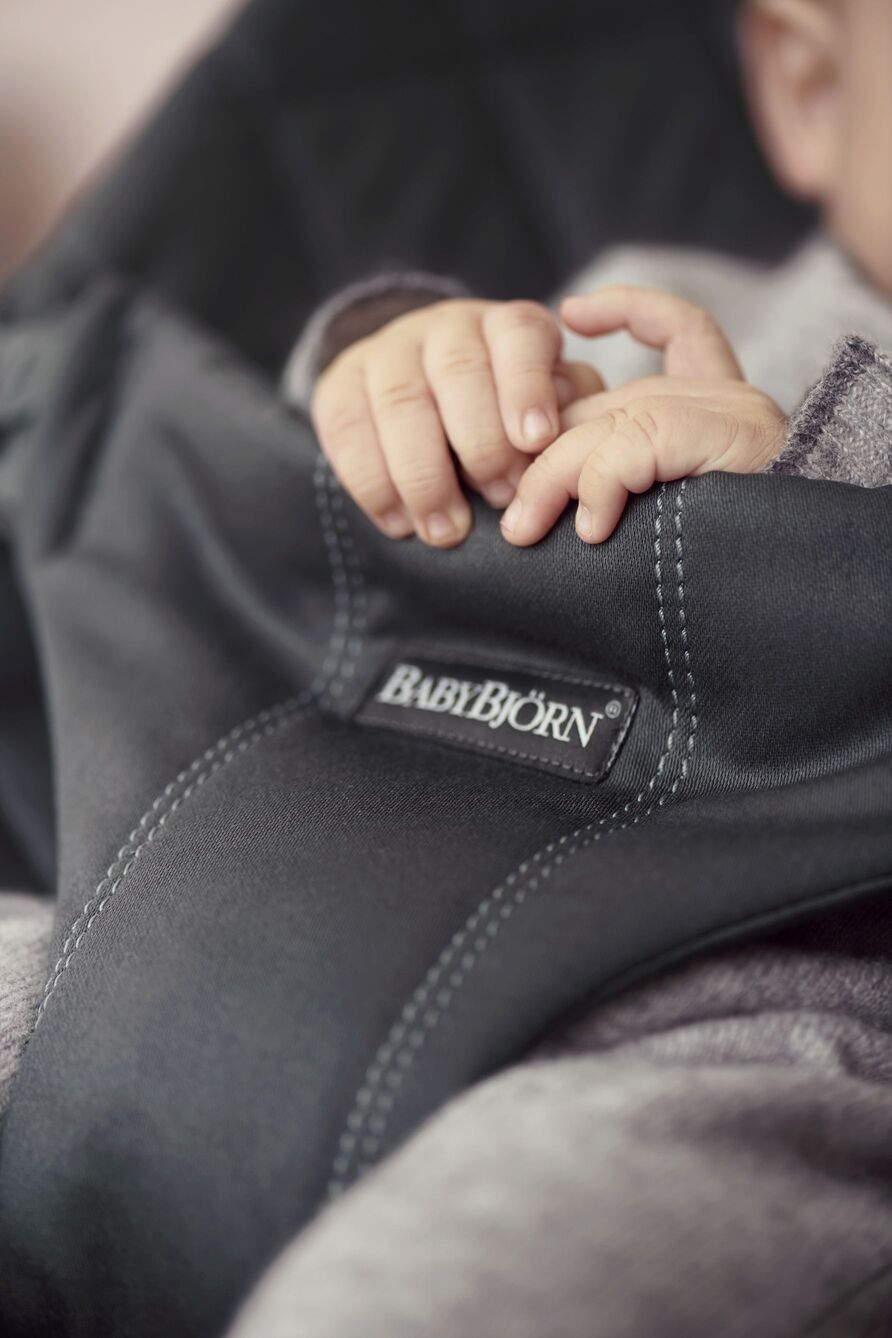 BabyBjörn Bouncer Bliss, Woven, Classic Quilt, Black - BOBO BOUTIQUE