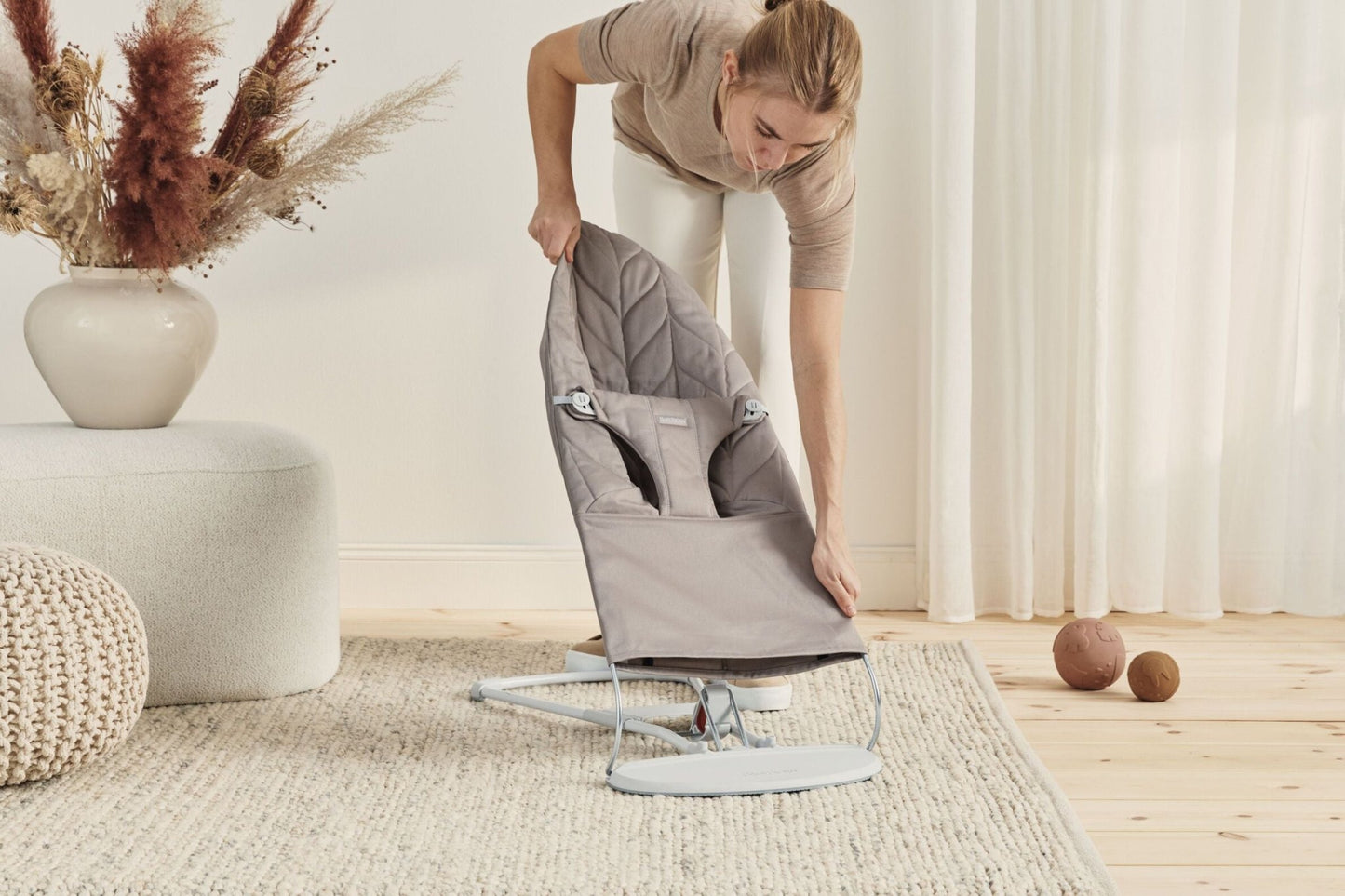 BabyBjörn Bouncer Bliss, Woven, Classic Quilt, Sand Grey - BOBO BOUTIQUE