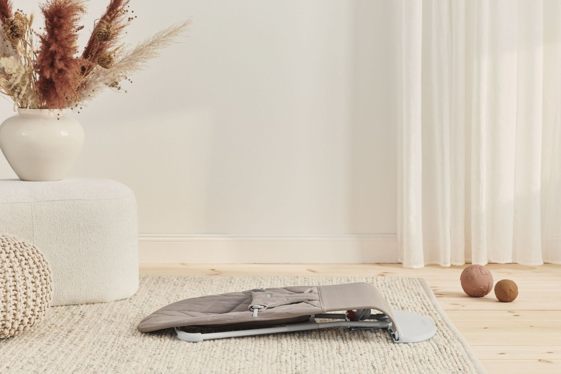 BabyBjörn Bouncer Bliss, Woven, Classic Quilt, Sand Grey - BOBO BOUTIQUE